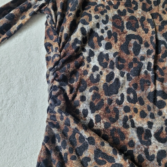 Michael Kors turtleneck -  sz small - Picture 4 of 4